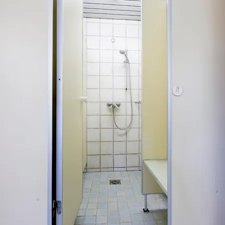 Youth Hostel *